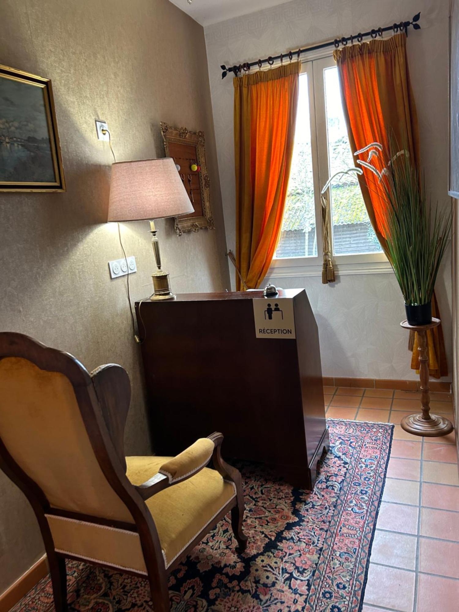 Manoir De La Gravette, Maison & Table D'Hotes Montauban Exterior photo